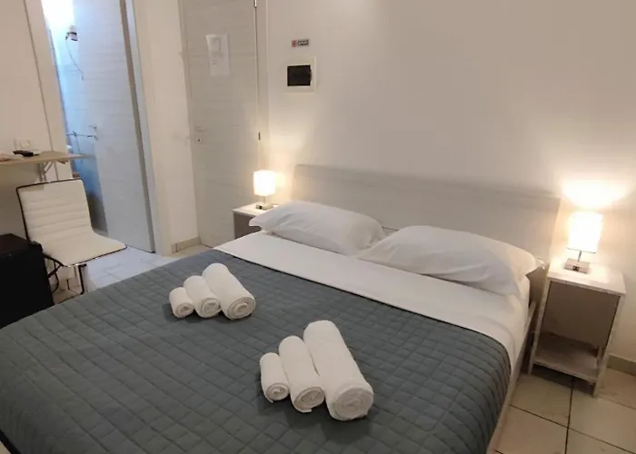 Bosuites 招待所 4*